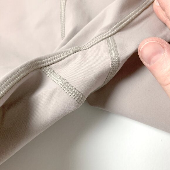 REEBOK Lux Bootie Shorts - Ash / XL - Picture 3 of 6